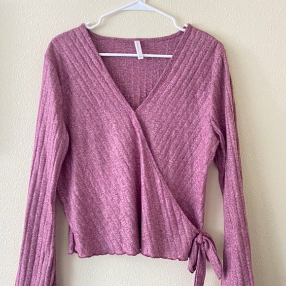 Tops - Womens long sleeve wrap top
